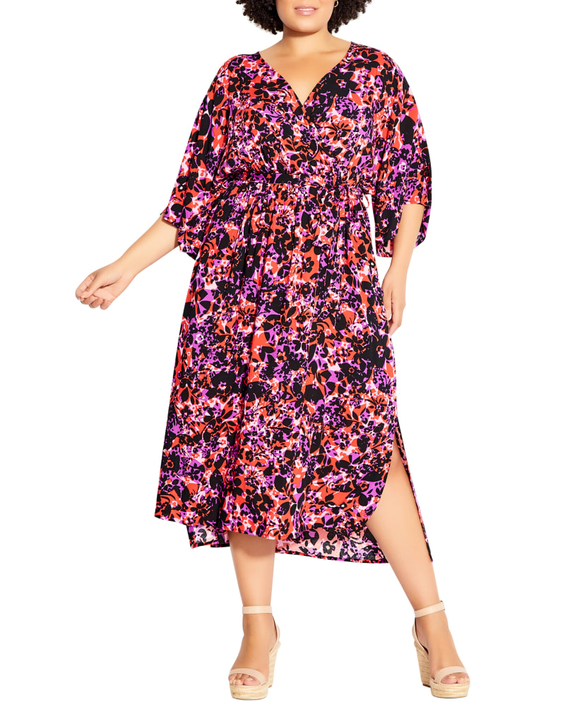 Plus size model wearing  by Loralette | Dia&Co | dia_product_style_image_id:188481